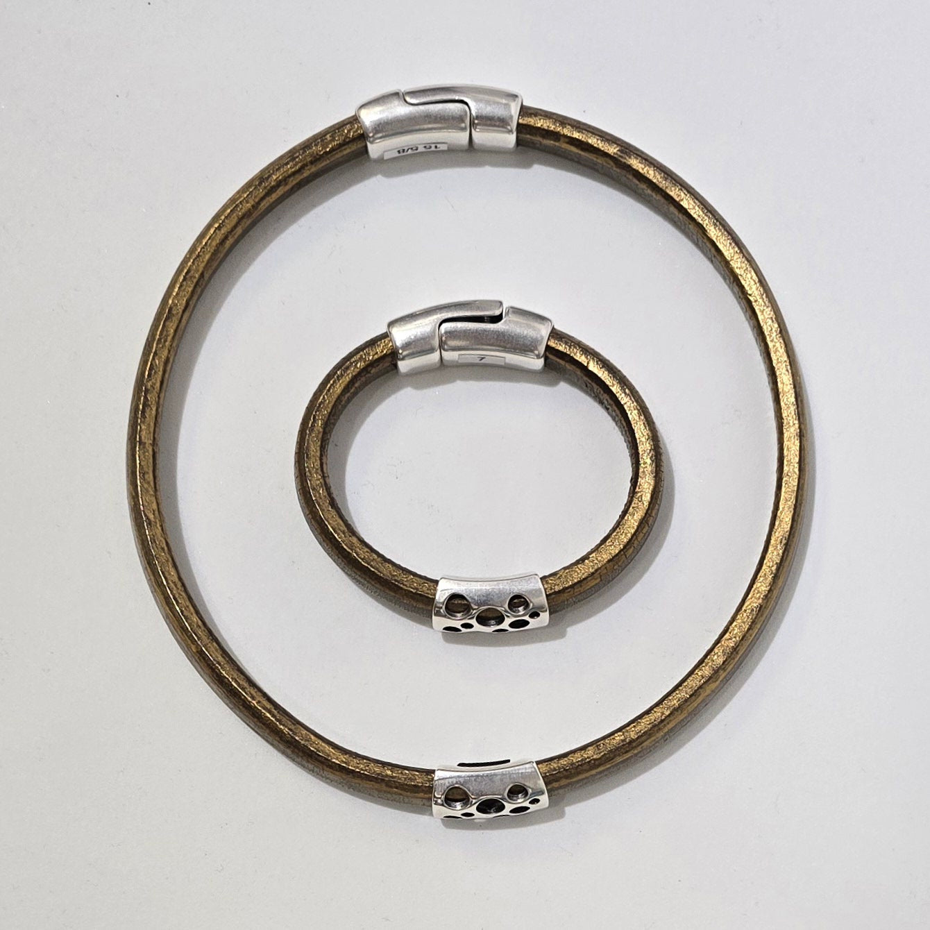 Detroit Wire Wear- Bubble Necklace/ Gold Brown