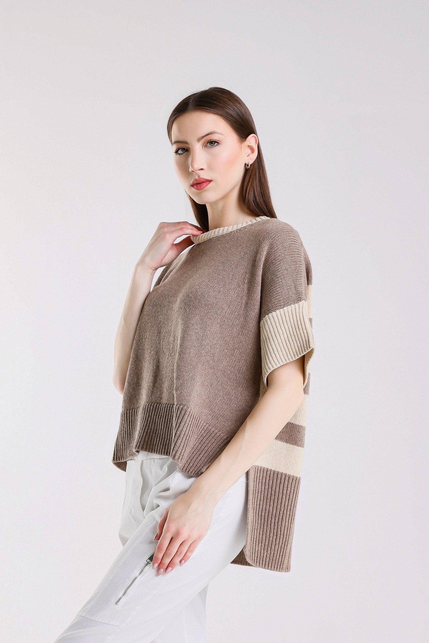 TINA Stephens - Mare Striped High/Low Sweater /Taupe-Beige