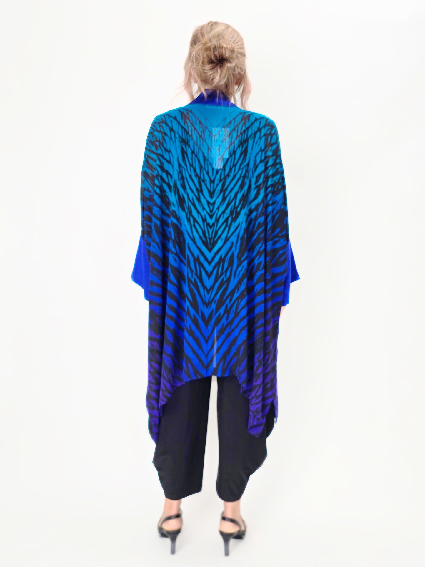 Steve Sells TS- #52- Silk Chiffon Kimono