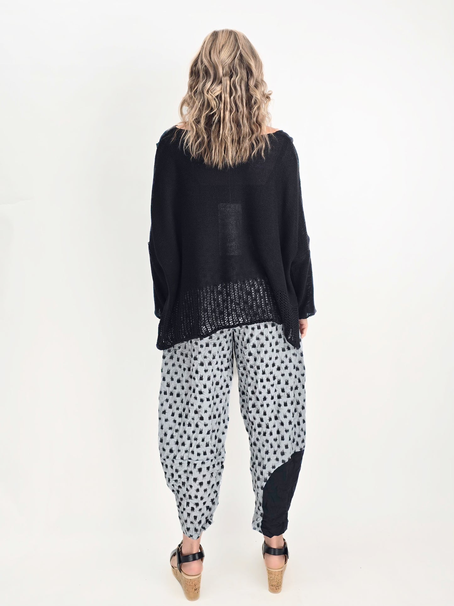 Chalet et Ceci- Pippa Pant
