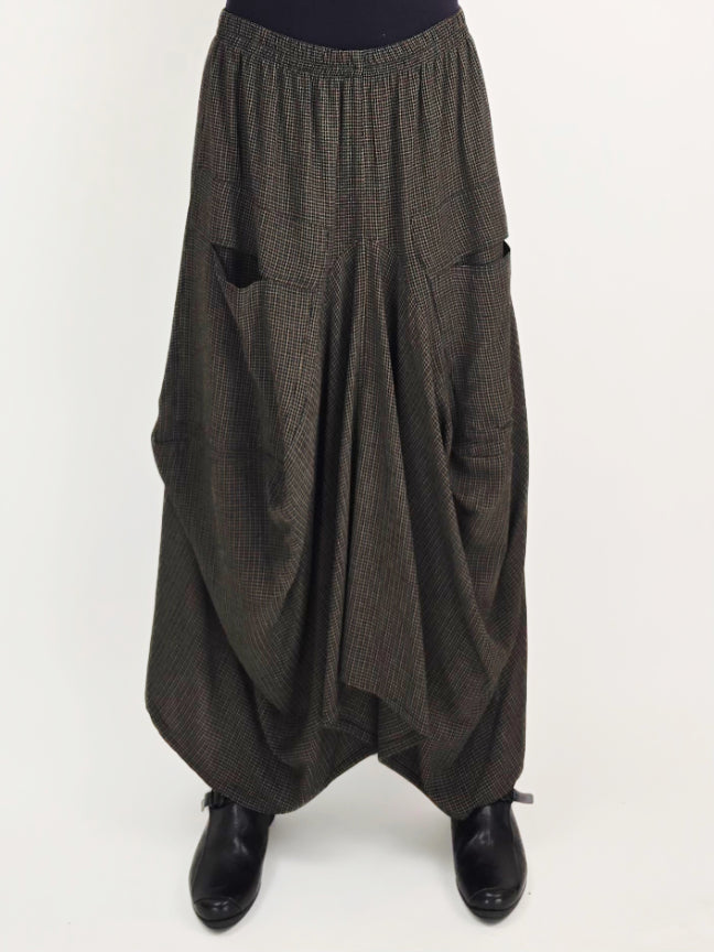 Dress to Kill- Big Pocket Skirt