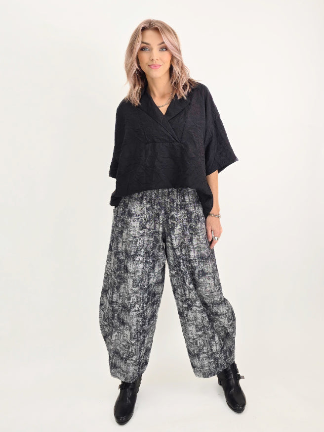 Dress to Kill/ HI-Lo Crop Top/ Black Crush