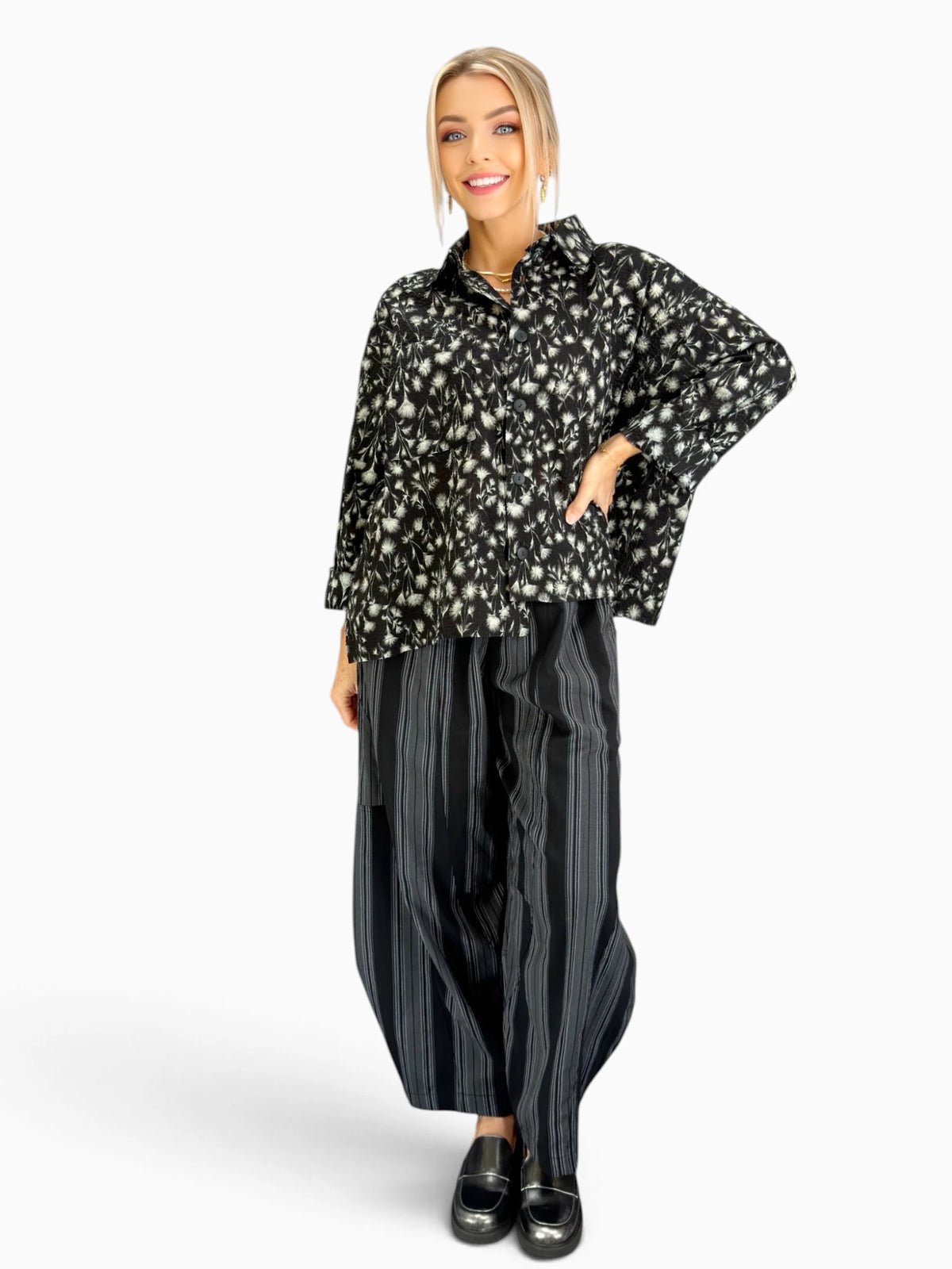 Dress to Kill- Hi-Lo Shirt/ Black White Floral