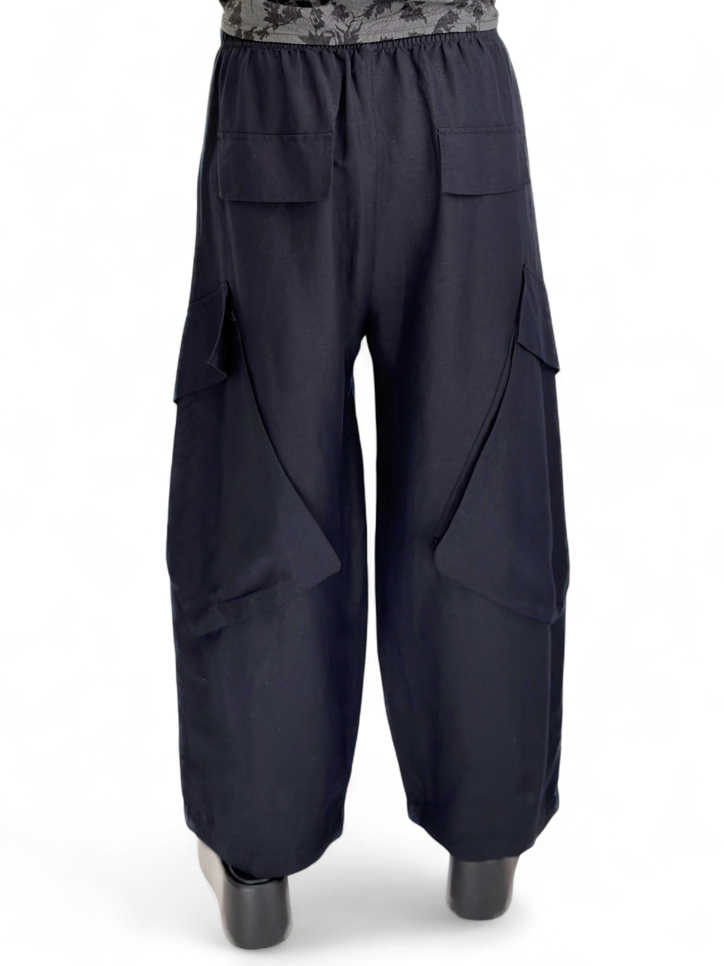 Dress to Kill- Black Linen Cargo Pant