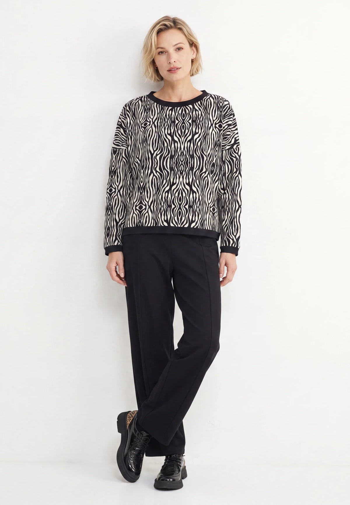 LUUKAA- ASTA Printed Crewneck Top