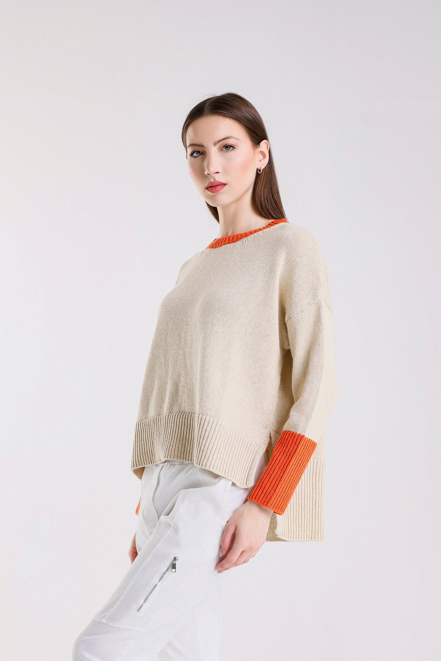 TINA Stephens - Lisbeth Contrast Neck Hi/Low Sweater