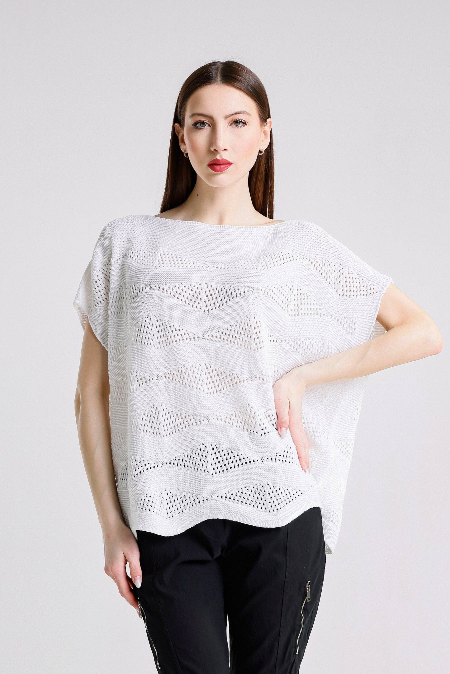 TINA Stephens - Patsy SS Wave Knit Sweater/ White