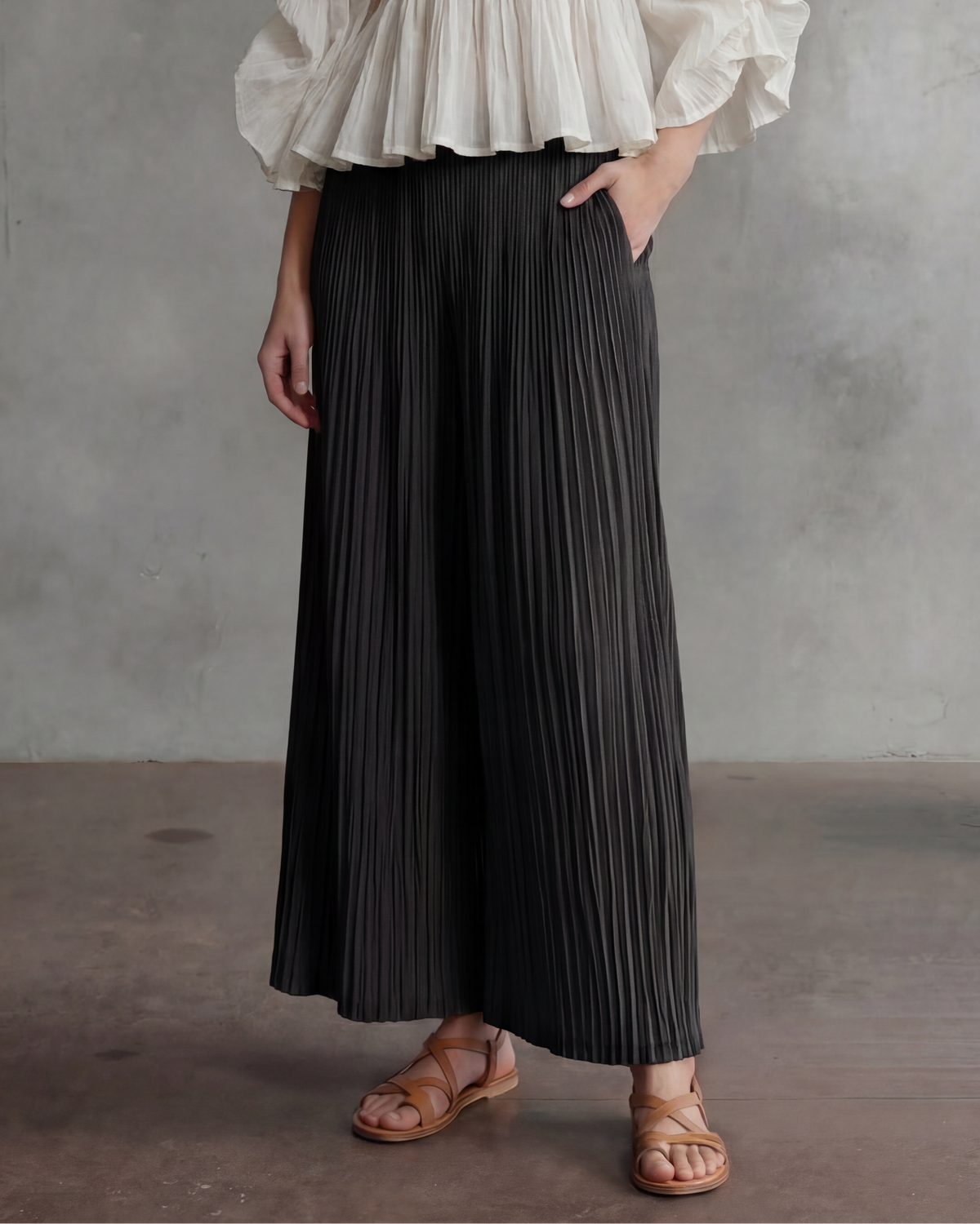 Ellyndale - Pleated Pants with Pockets