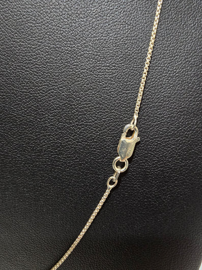 Dona Siebler - Large Arrowhead Pendant Necklace