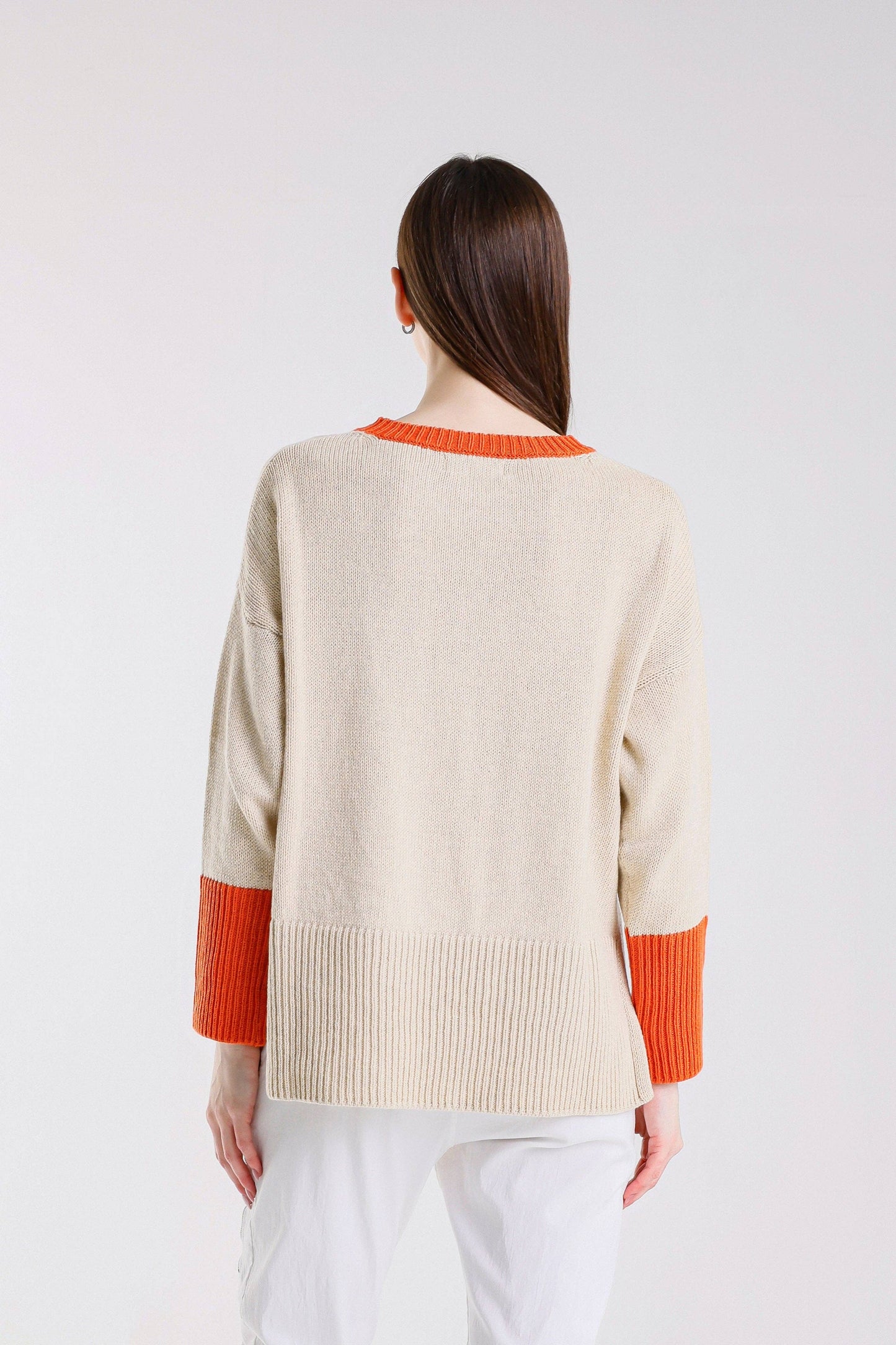 TINA Stephens - Lisbeth Contrast Neck Hi/Low Sweater