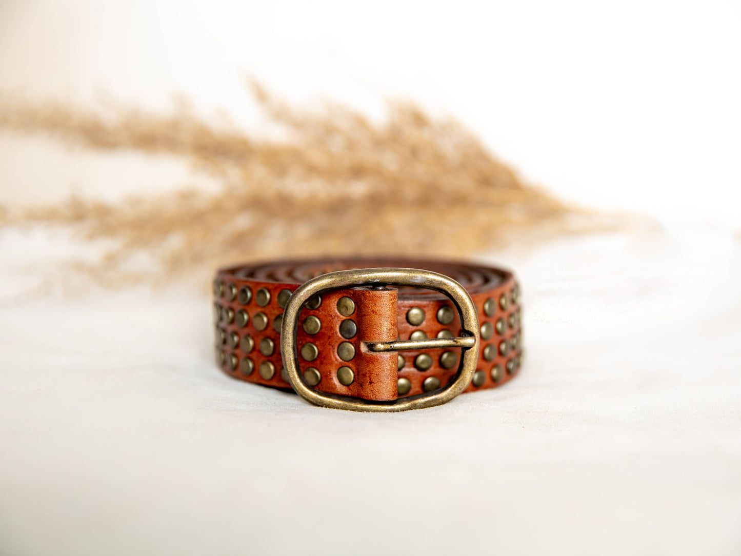 Lula Natura - Light Brown Leather Belt w Studs