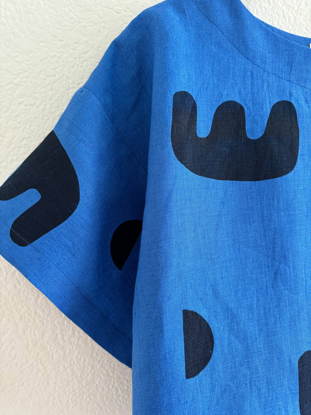 Joolee - Blue linen top 