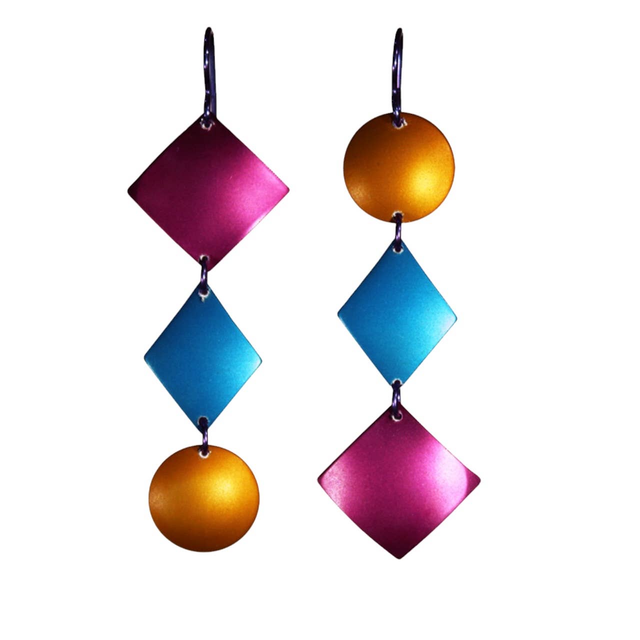 Q3 Art Inc. - Harley Earrings