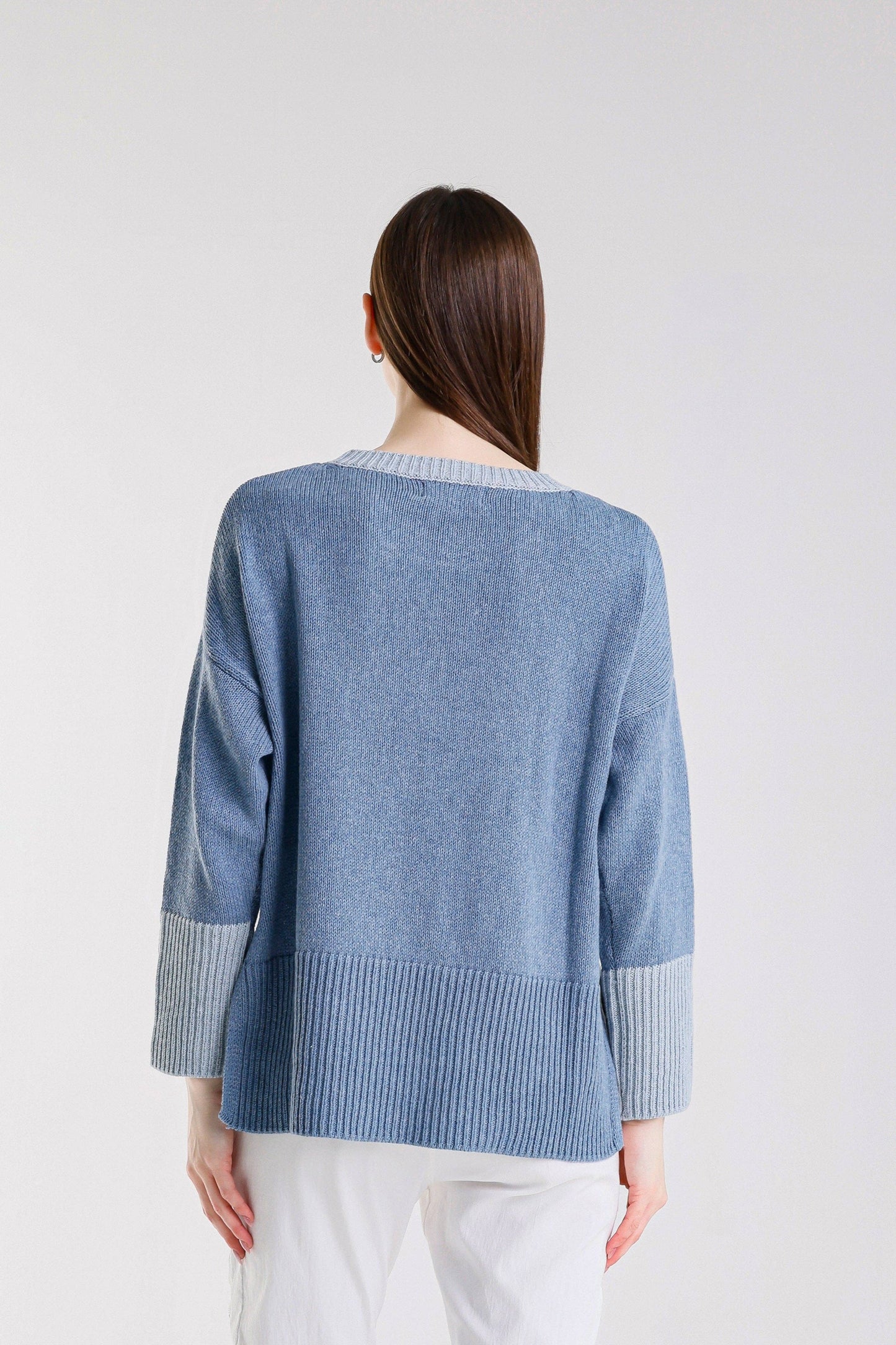 TINA Stephens - Lisbeth Contrast Neck Hi/Low Sweater