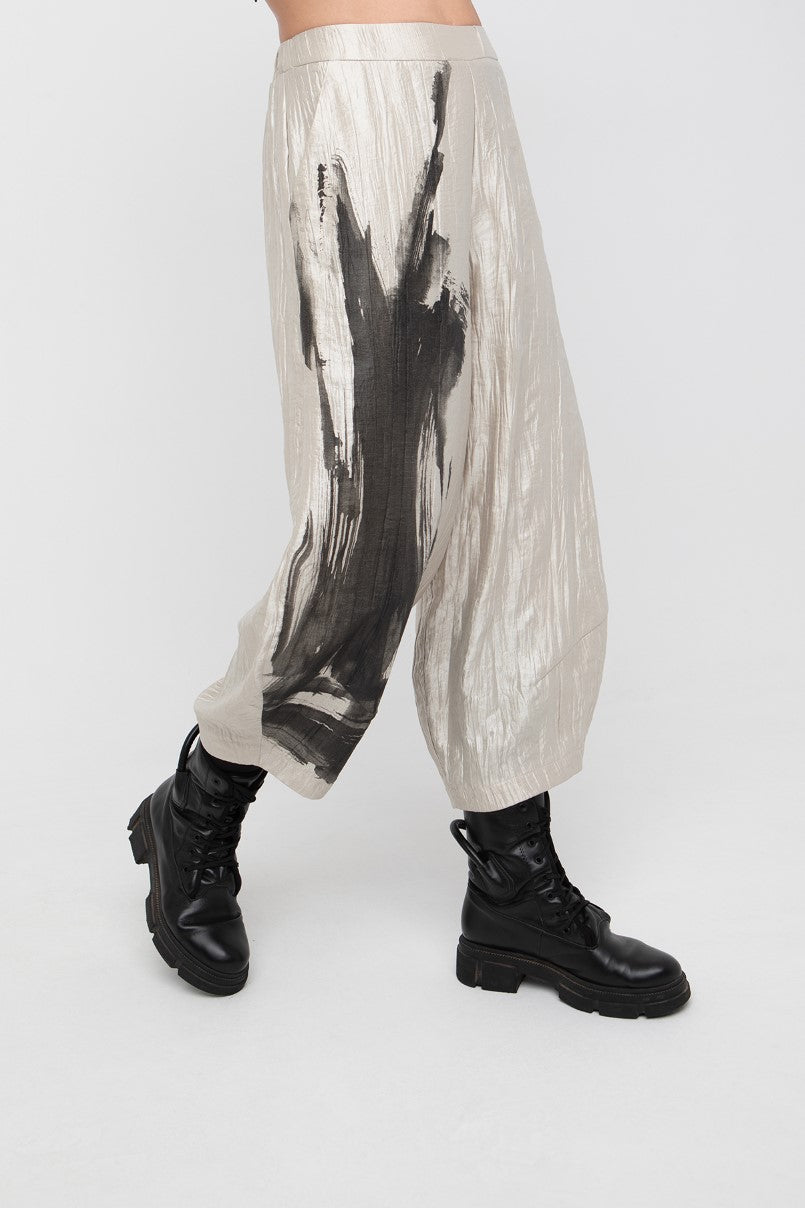 Ozai N KU- Lantern Pant/ Blush Stroke Print