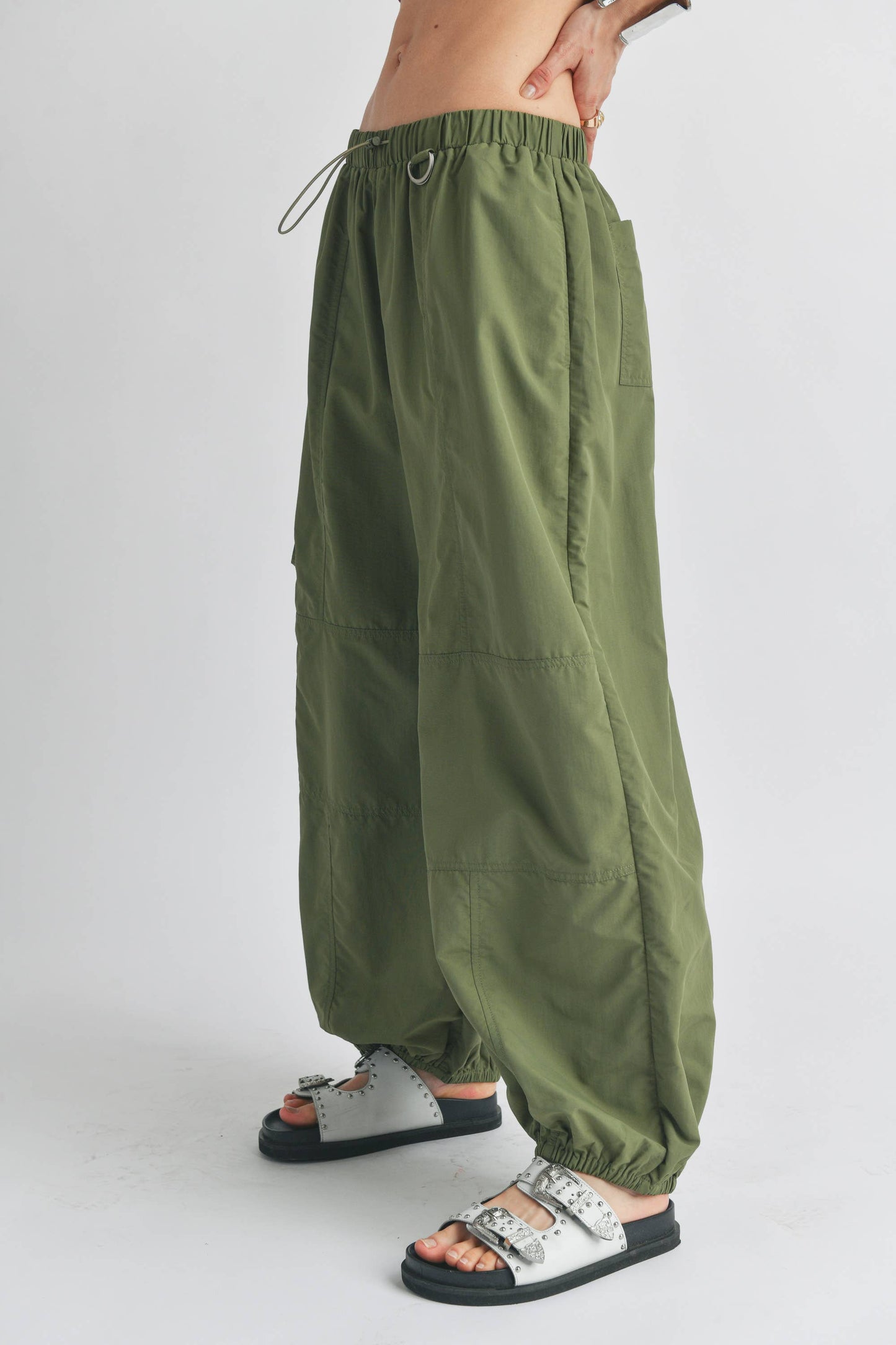 Signature 8 - Parachute Pant