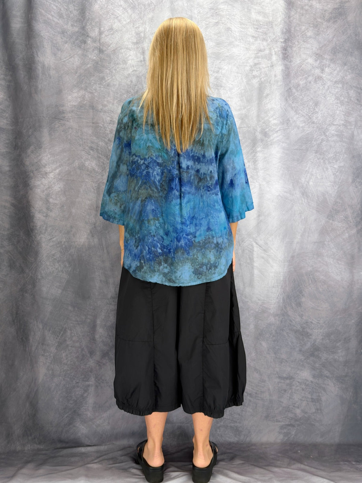 Narenee Designs – Ocean Mist Linen Top
