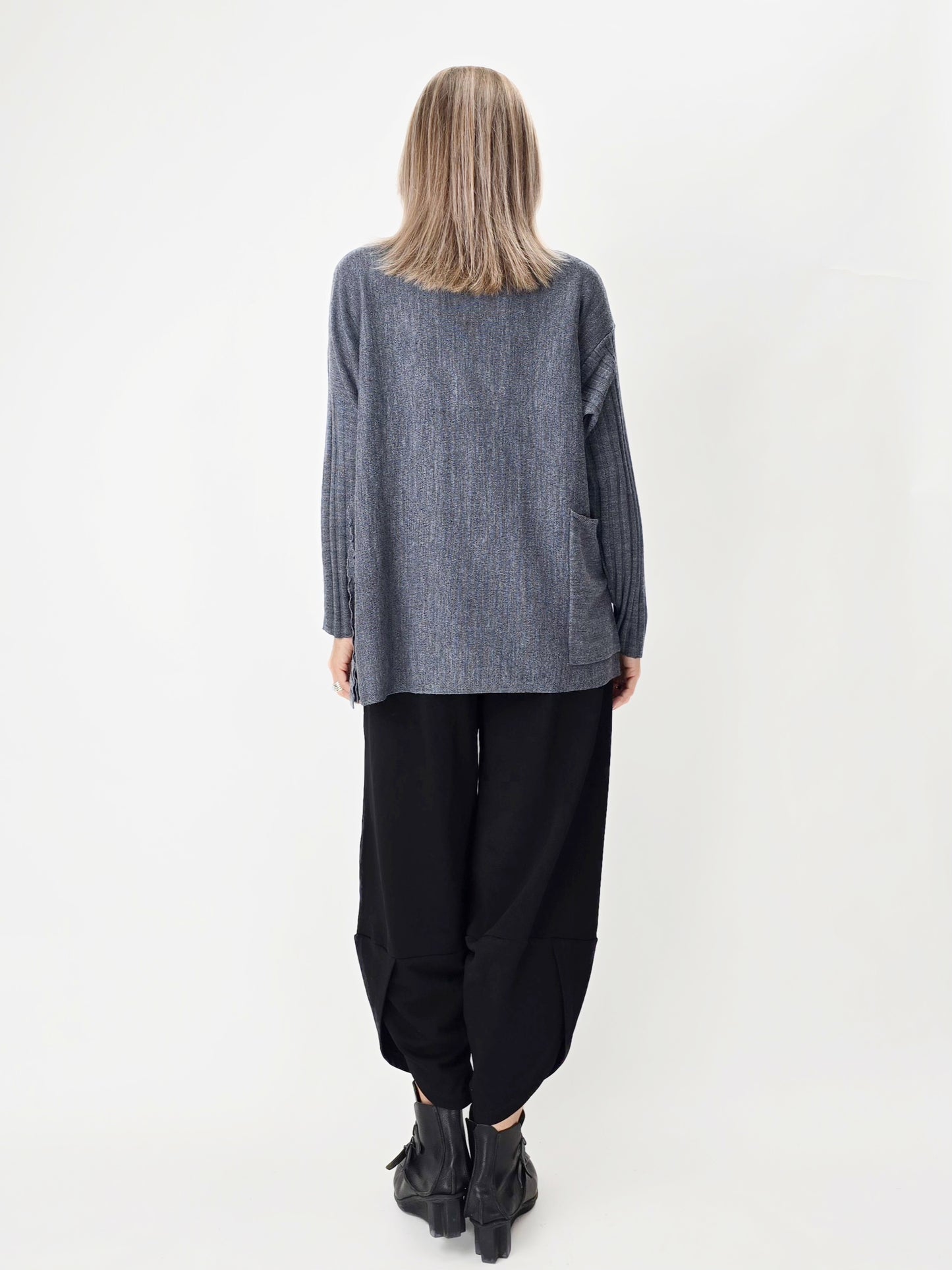Noen- Ribbed Sleeve Oversize Sweater