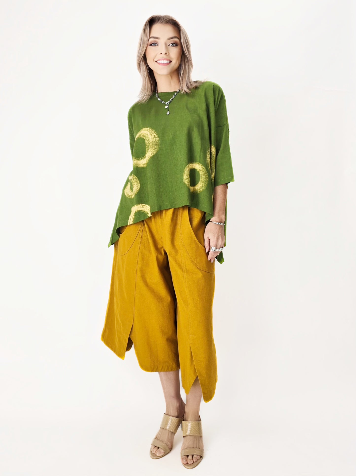 Raksa- Artisan Brushstroke Swing Top