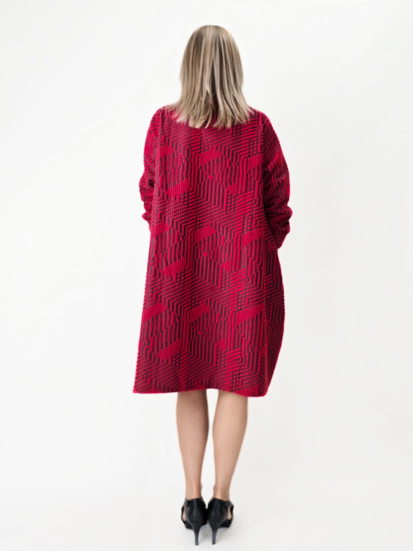 Raksa- Geo-Textured Mock Neck Tunic Dress – Red