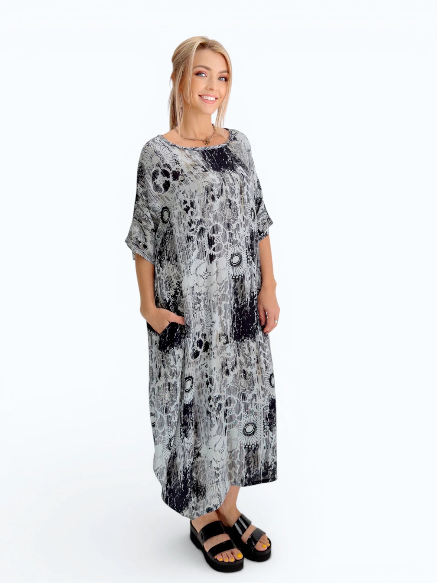 Dress to Kill- Dolman Dress/Grey multi