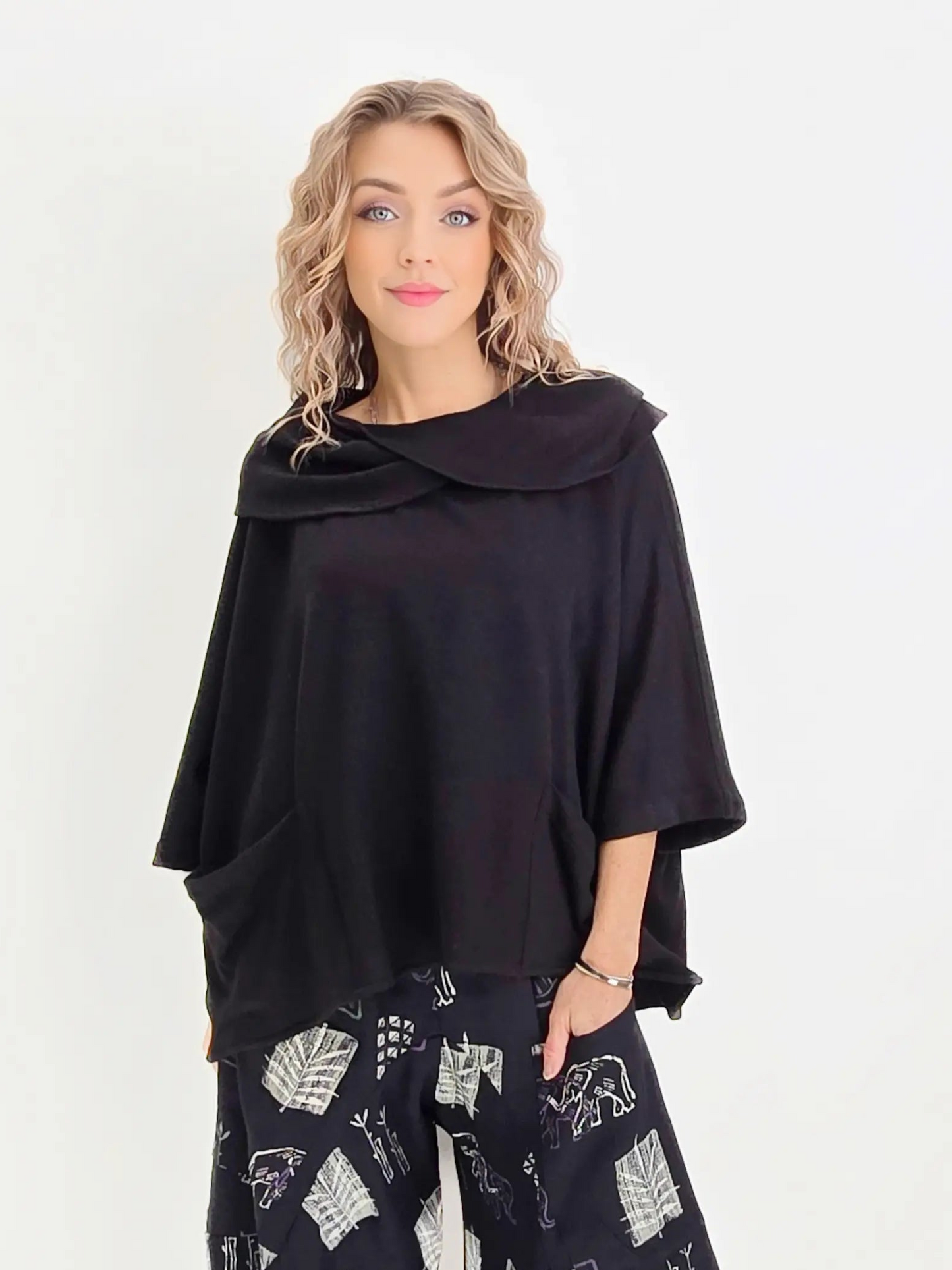 Dress to Kill- 2 Pocket Criss Cross Top