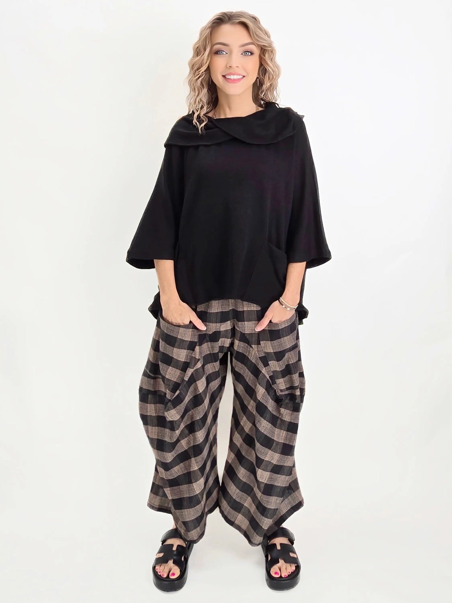 Dress to Kill- 2 Pocket Criss Cross Top