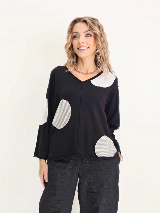 Olivia by Habitat- Full Circle Dot V-Neck