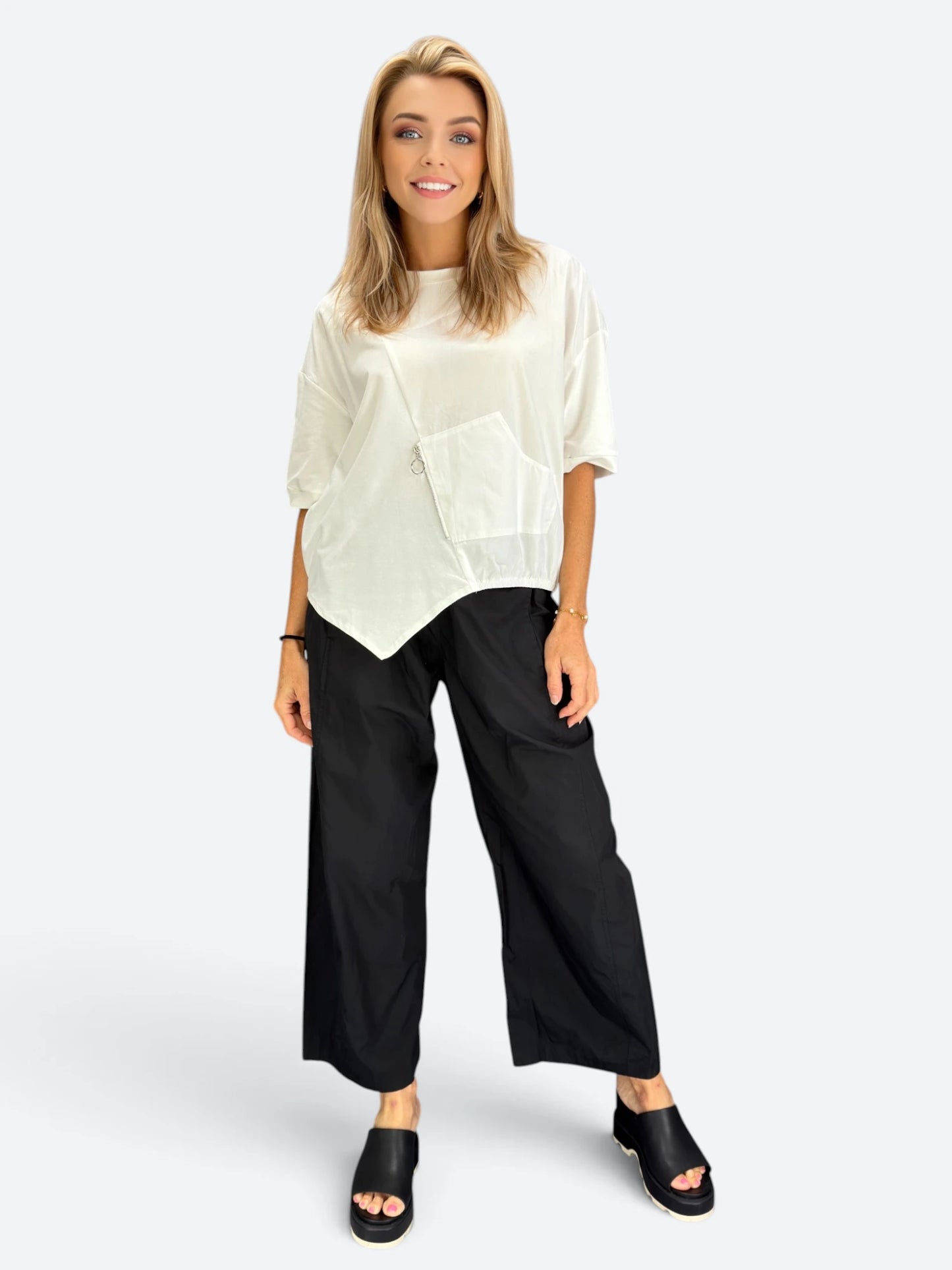 BELLA BLUE - Easy Wide-Leg Black Pant