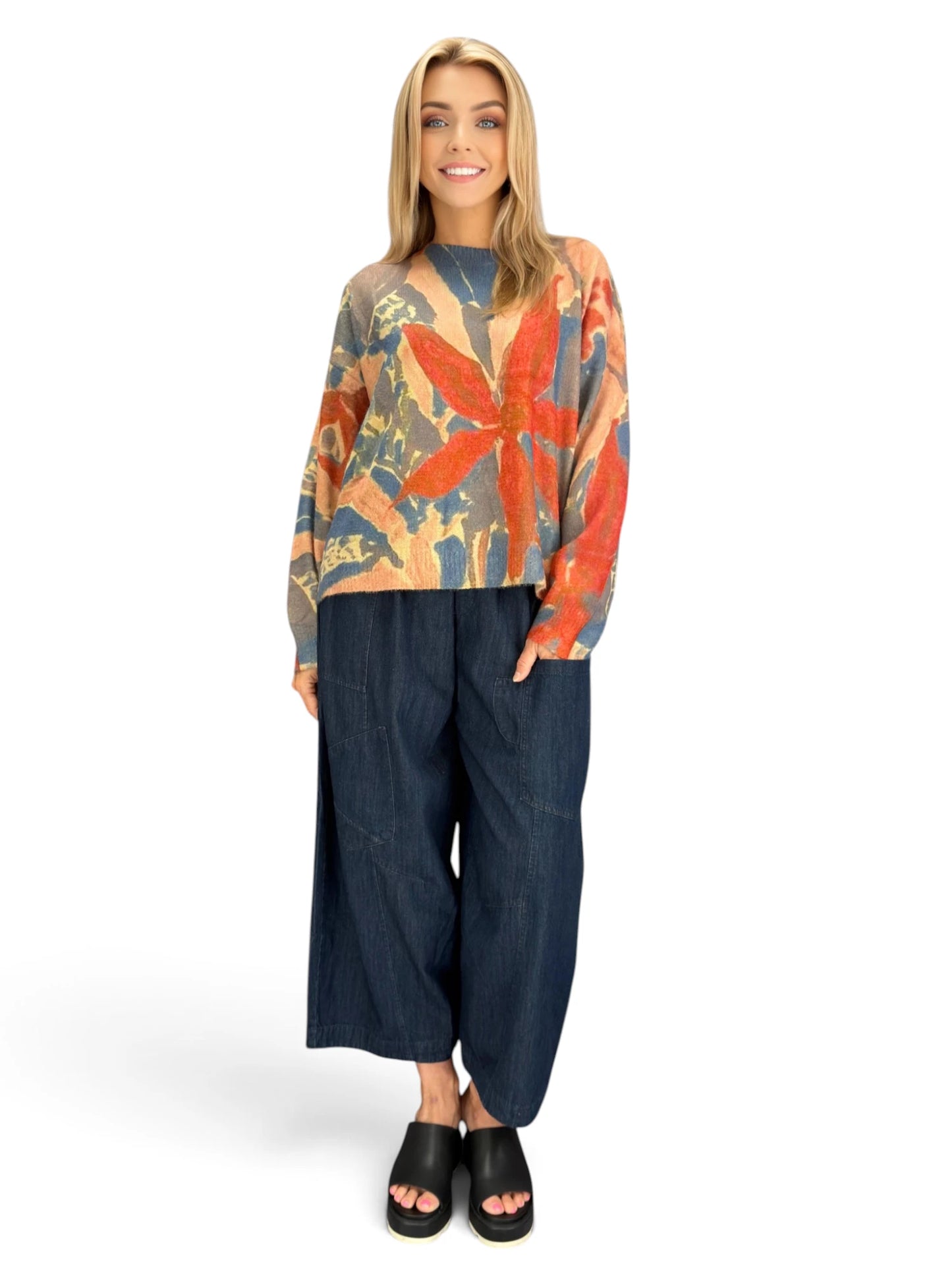 BELLA BLUE - Floral Art Sweater