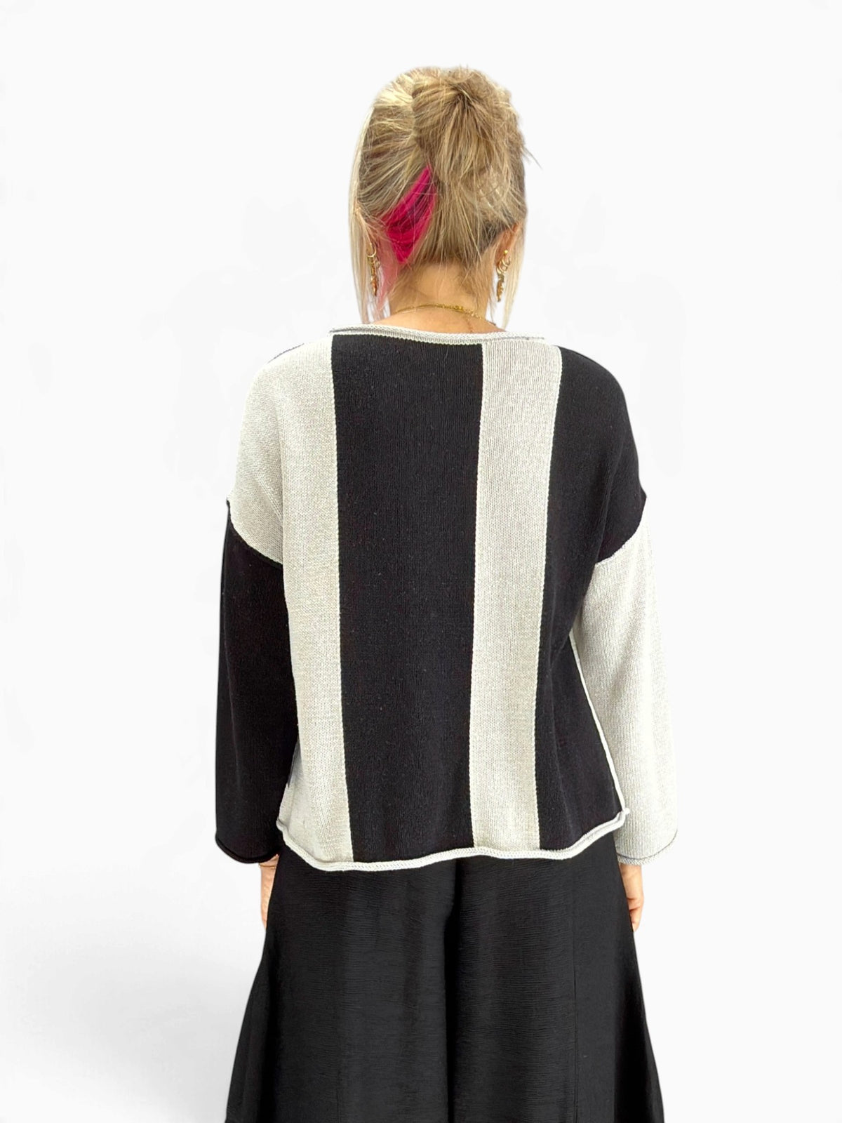 Olivia- Vertical Vibes Pullover Sweater/ Black