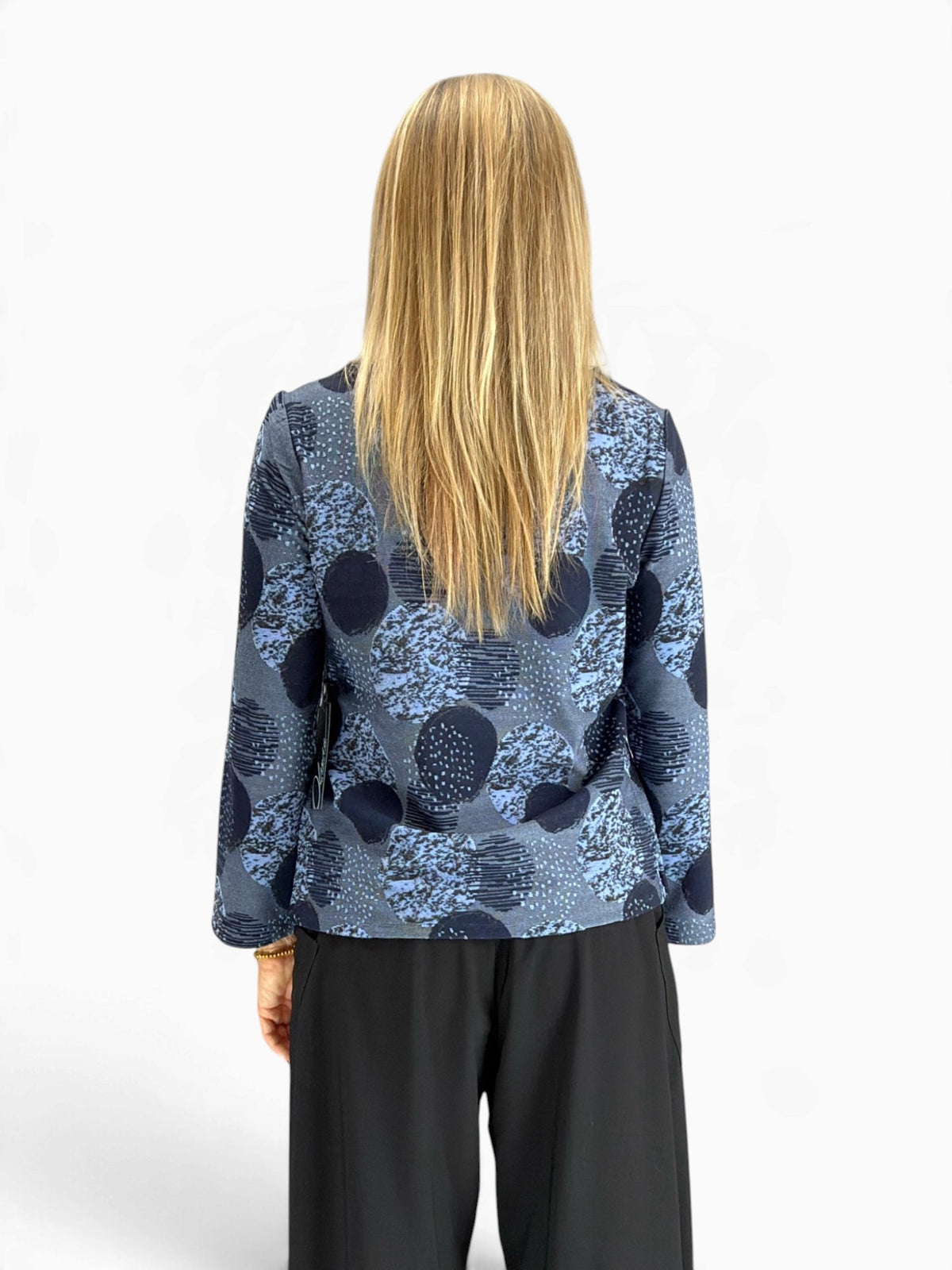 Olivia- Spotlight Knit Travel Tee