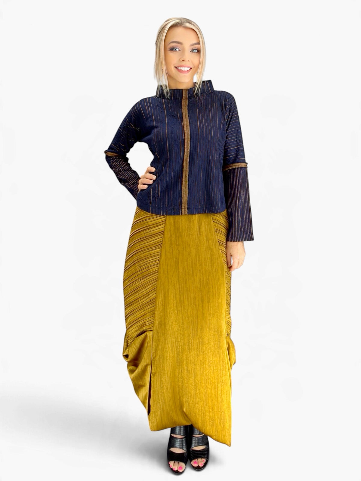 Ozai N Ku- Crinkle Texture Skirt