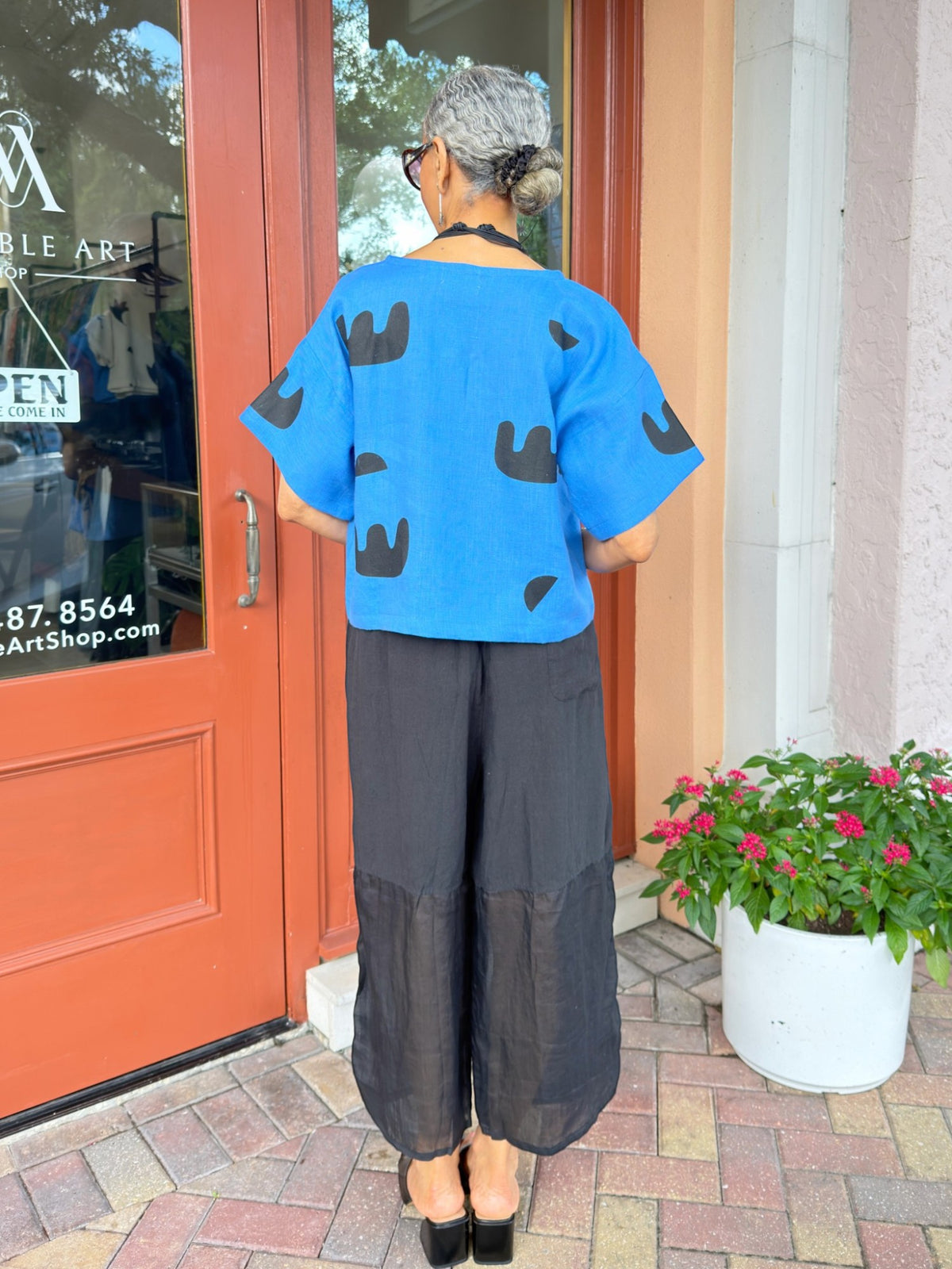 Joolee - Blue linen top 