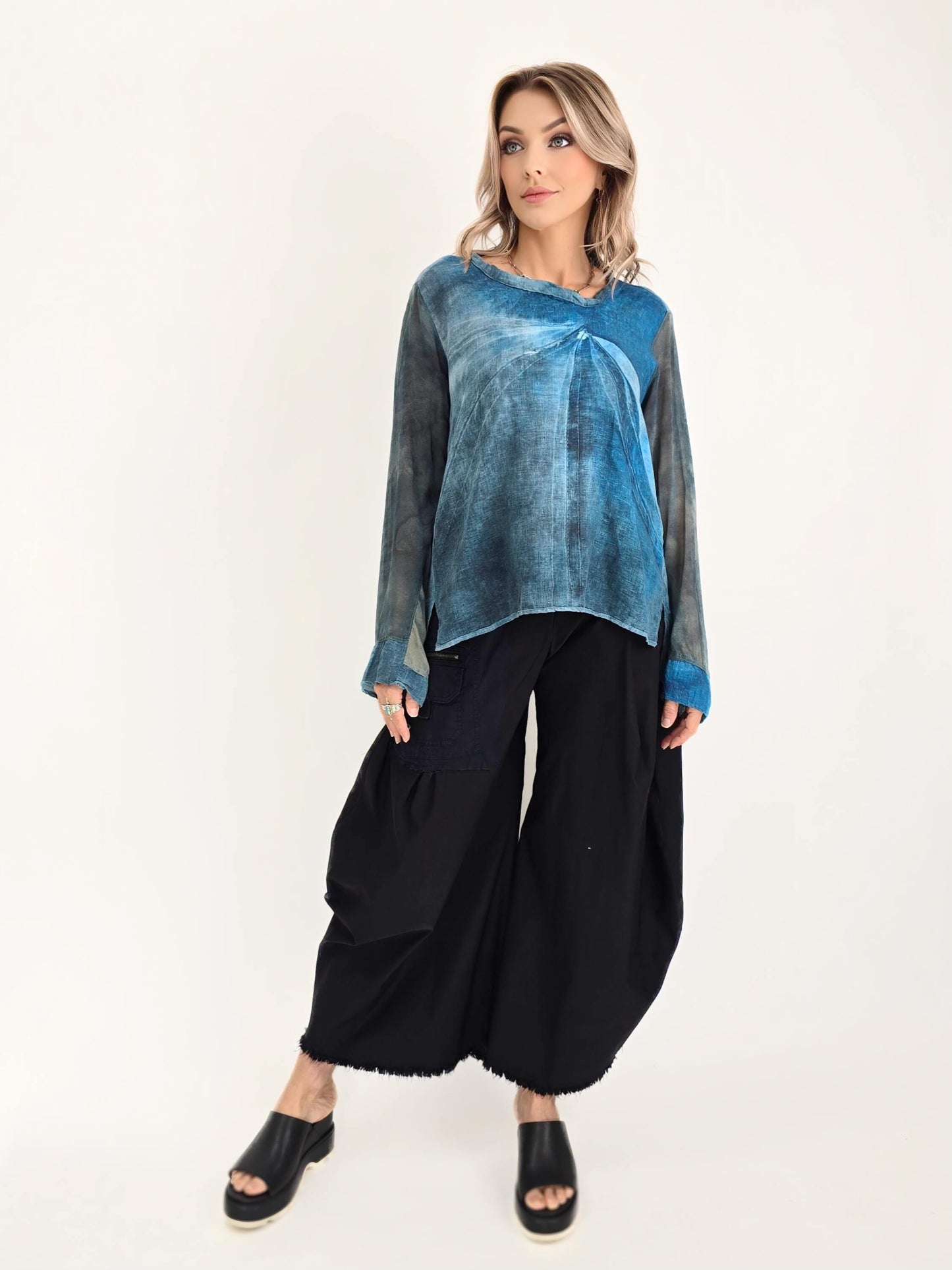Tatiana Palnitska- JF7/ Happily Distressed Top