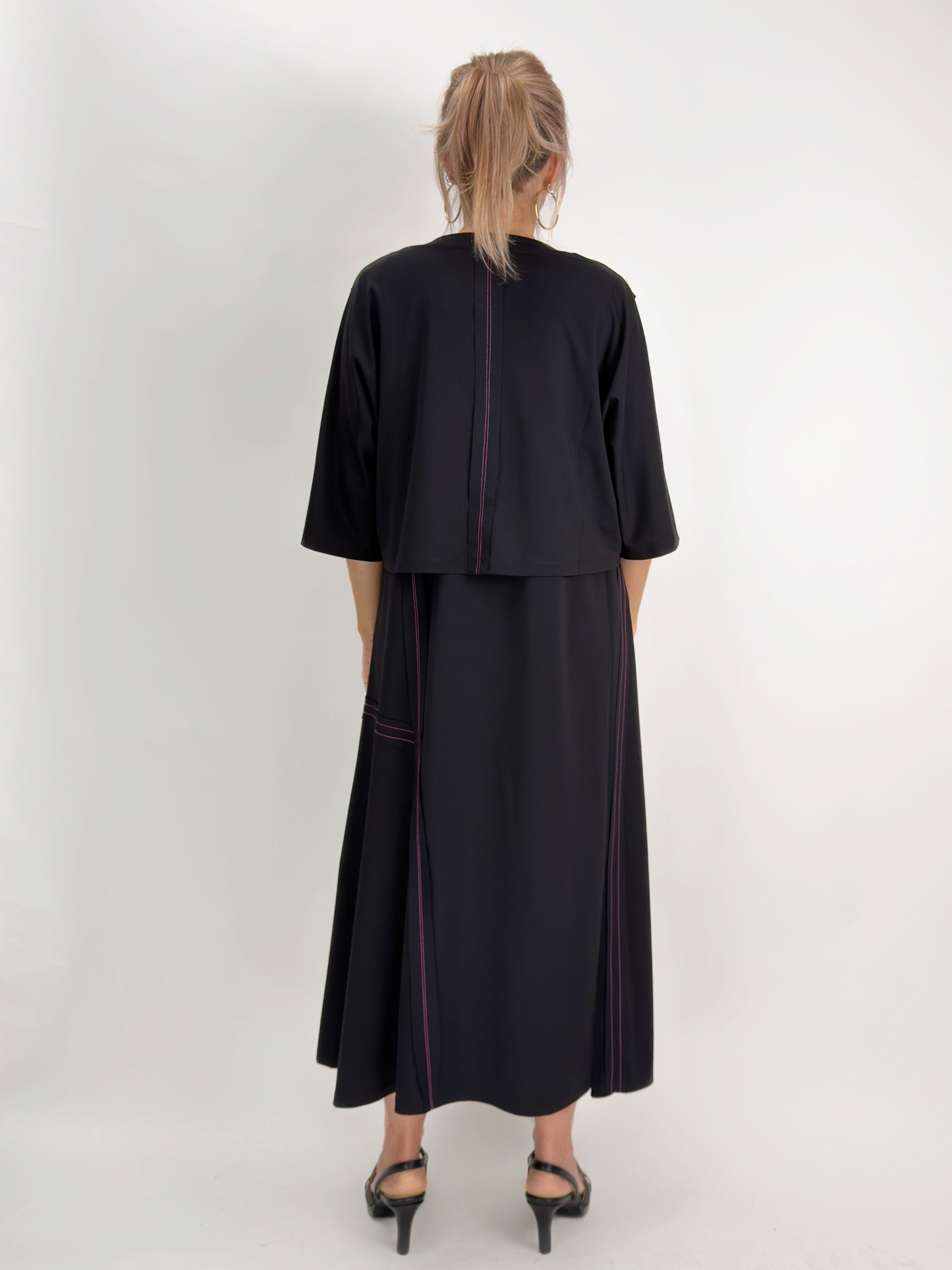 Ozai N Ku- Avant Cropped Cardigan