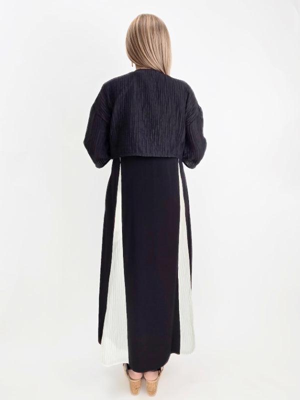Ozai N Ku- Pleated Crop Cardigan/ Black
