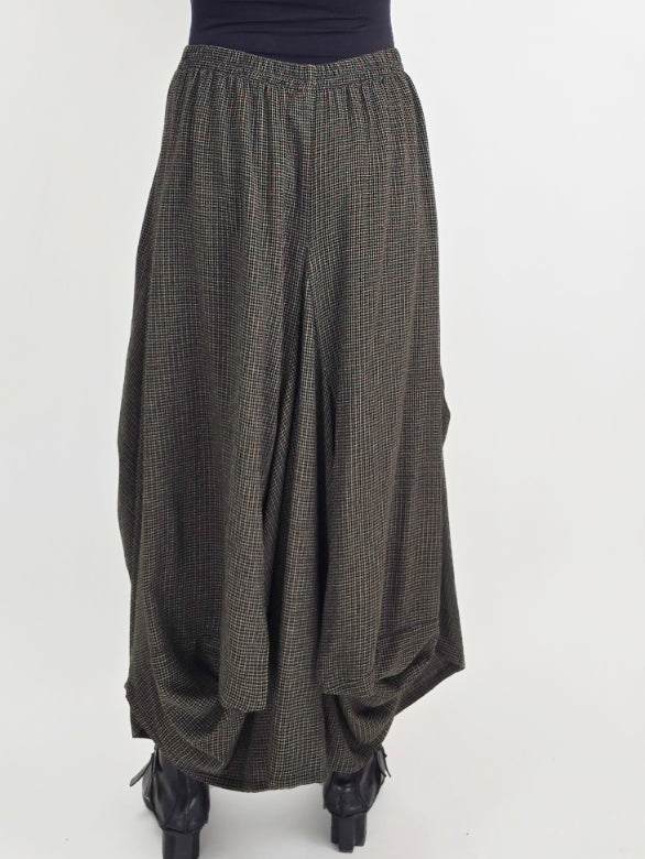 Dress to Kill- Big Pocket Skirt