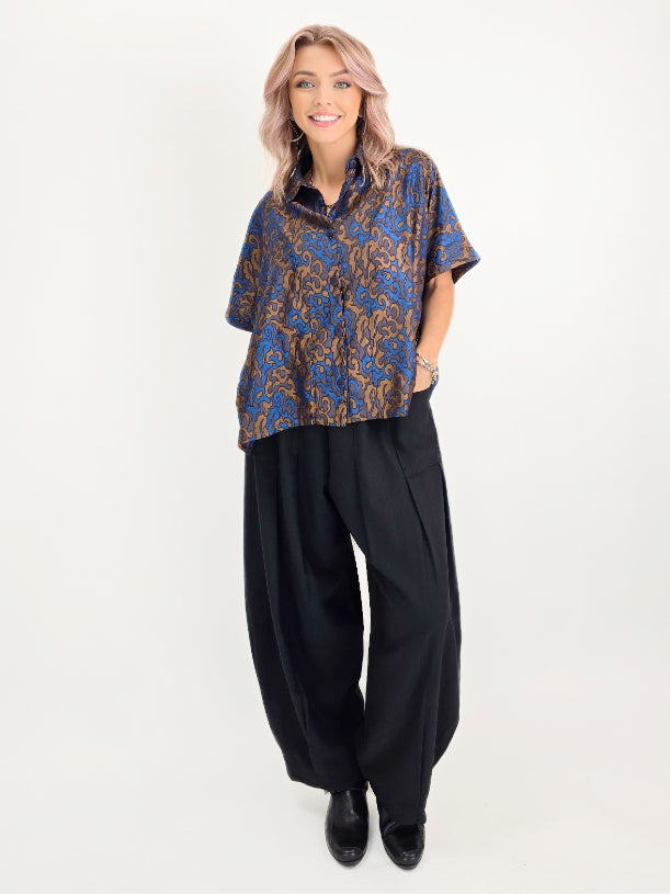 Dress to Kill - 2 Pocket Banded pant/ Black Stripe