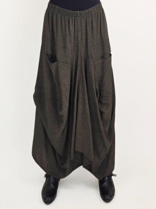 Dress to Kill- Big Pocket Skirt