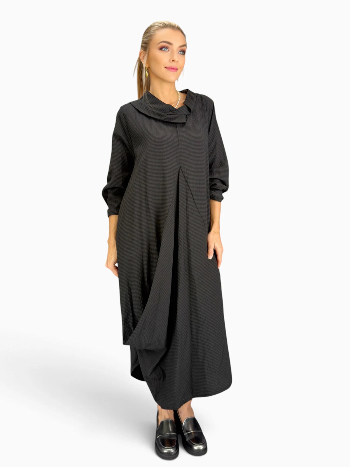 Dress to Kill- Criss Cross Glam Dress/Black Seer Strpe