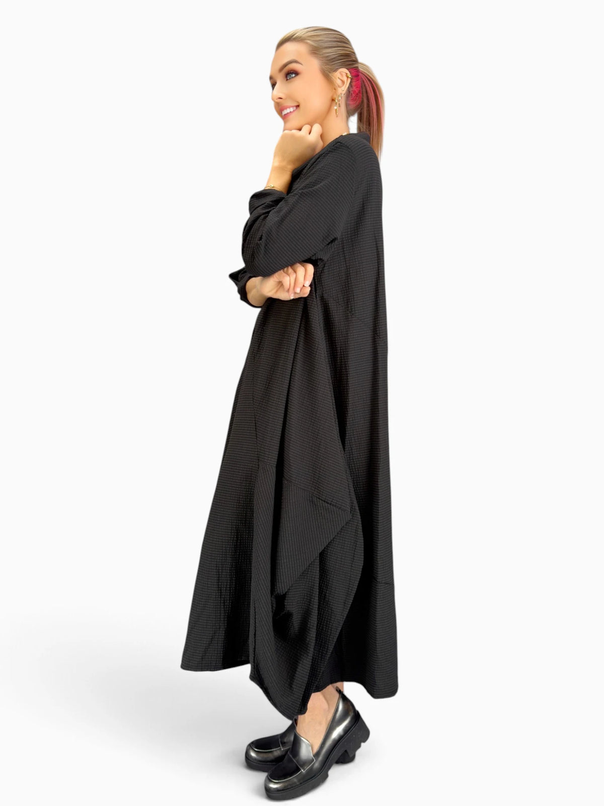 Dress to Kill- Criss Cross Glam Dress/Black Seer Strpe