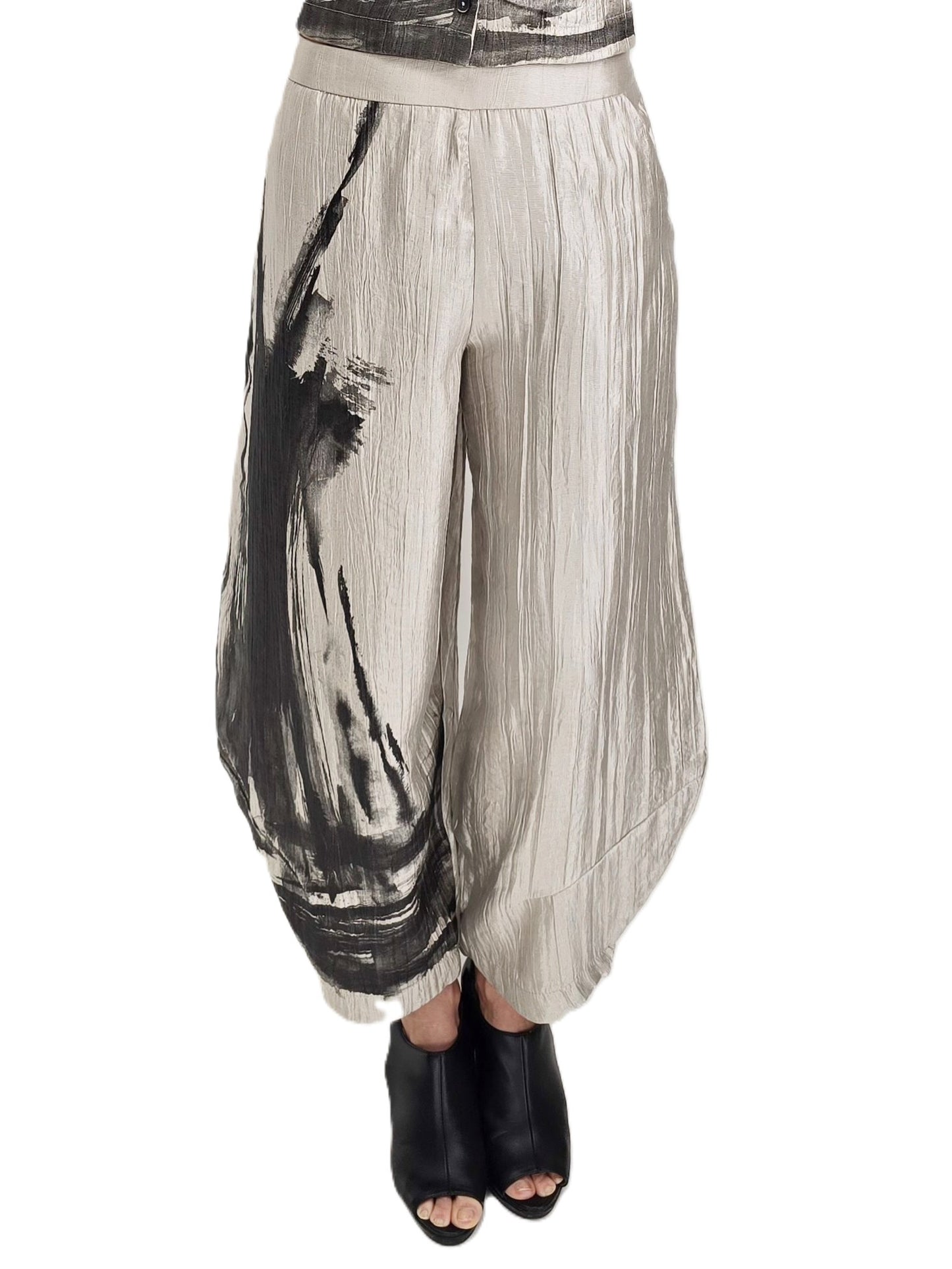 Ozai N KU- Lantern Pant/ Blush Stroke Print