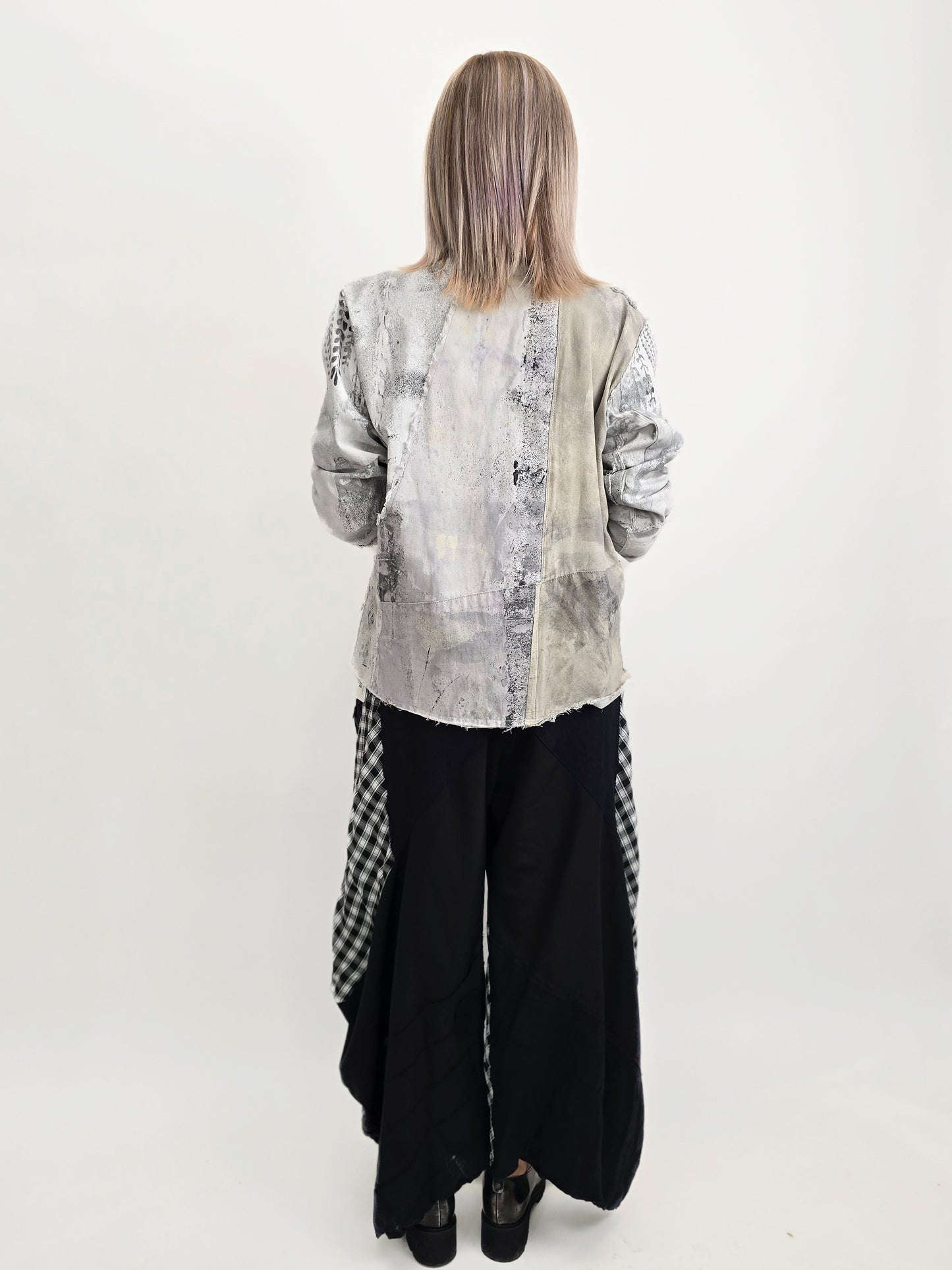 Tatiana Palnitska- White Print Jacket J43