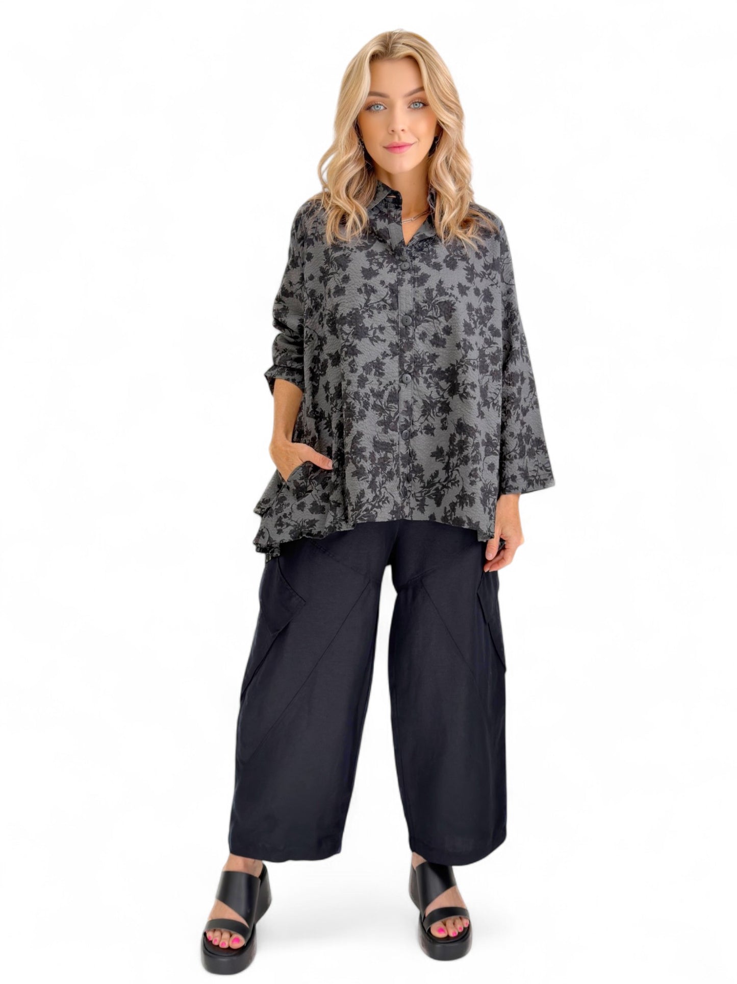 Dress to Kill- Black Linen Cargo Pant