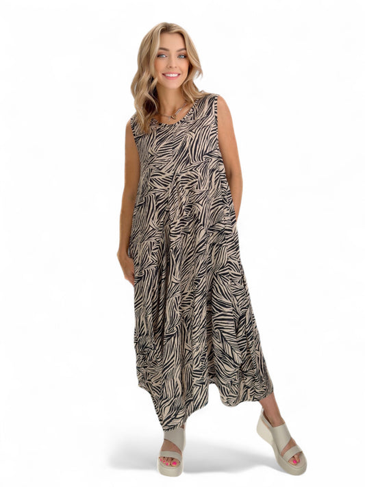 Dress to Kill- Glamour Dress/ Animal Print