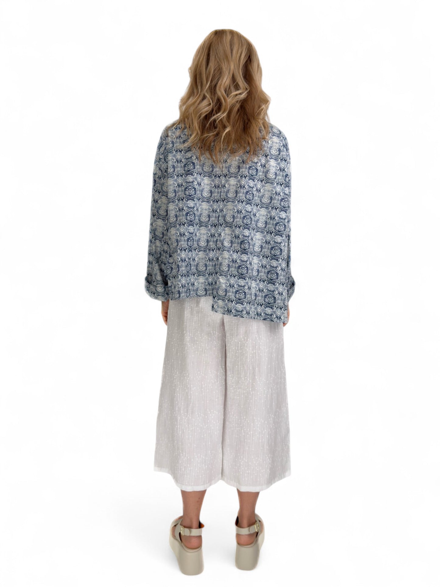 Dress to Kill- Hi-Lo Shirt/ Blue Floral Circle