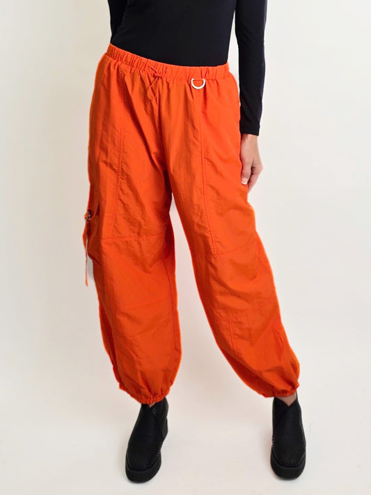 Signature 8 - Parachute Pant