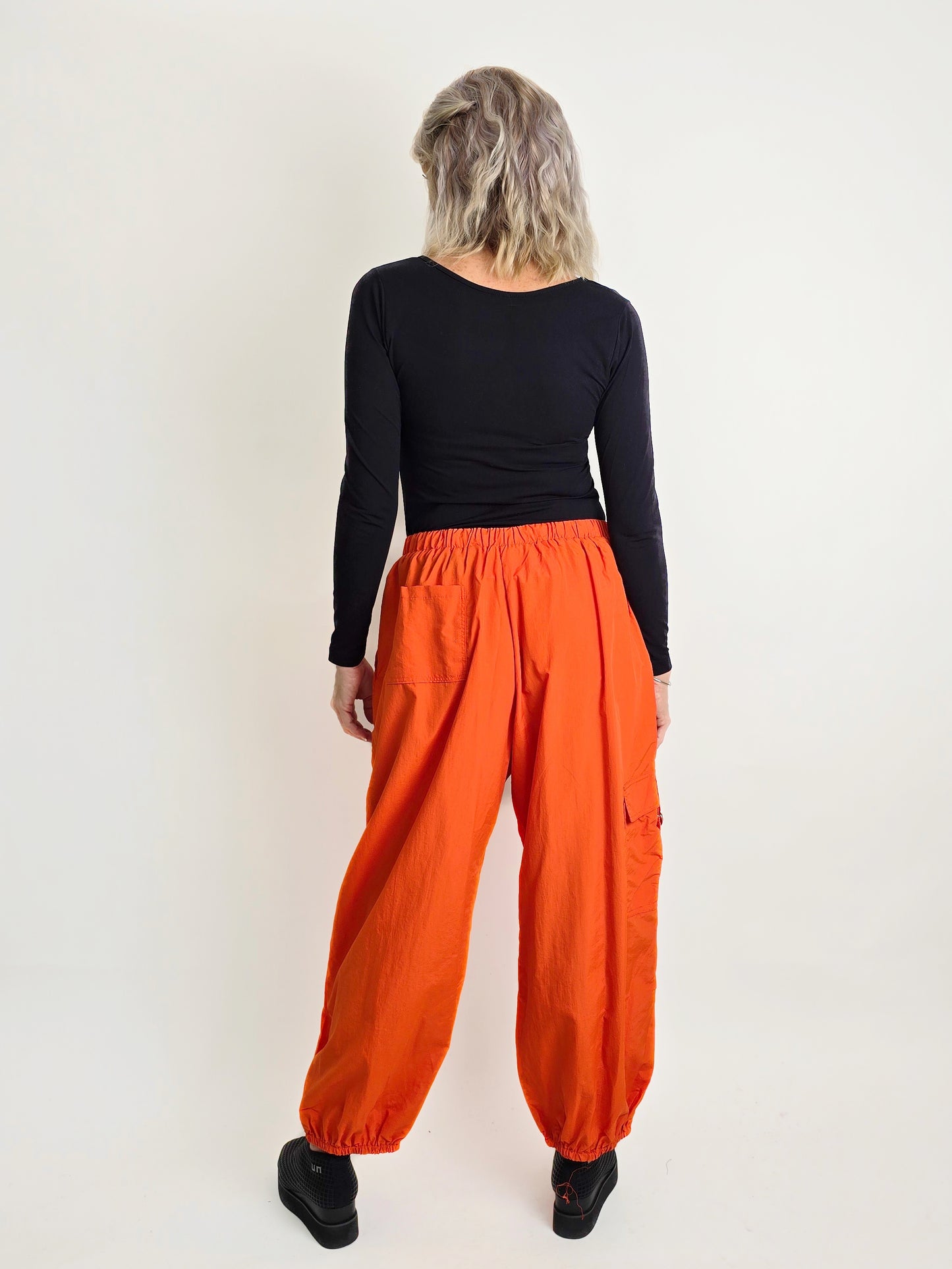 Signature 8 - Parachute Pant