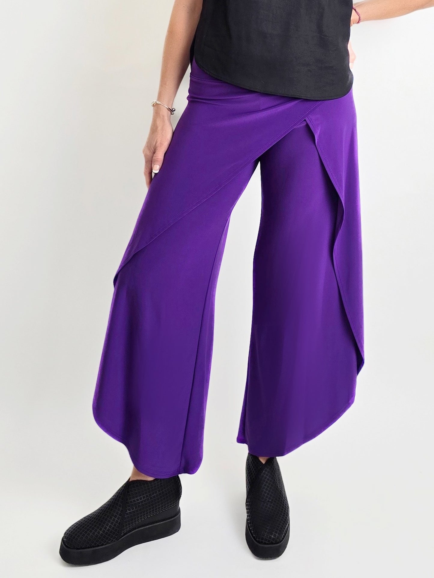 Focus by JJ - Asymmetrical Hem Wrapped Pant